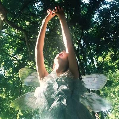 一眼定情两心知