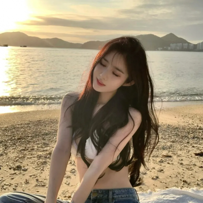 内心强大的美女白川